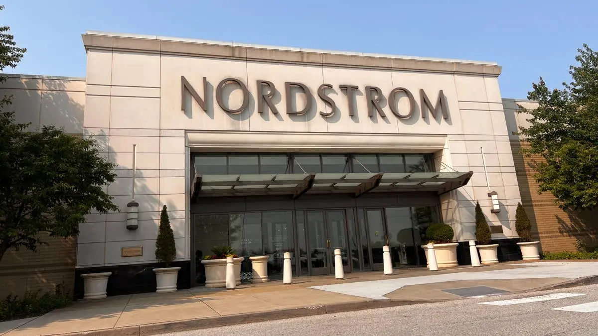 Nordstrom Launches Comprehensive Dog Travel Bag for Pet Owners