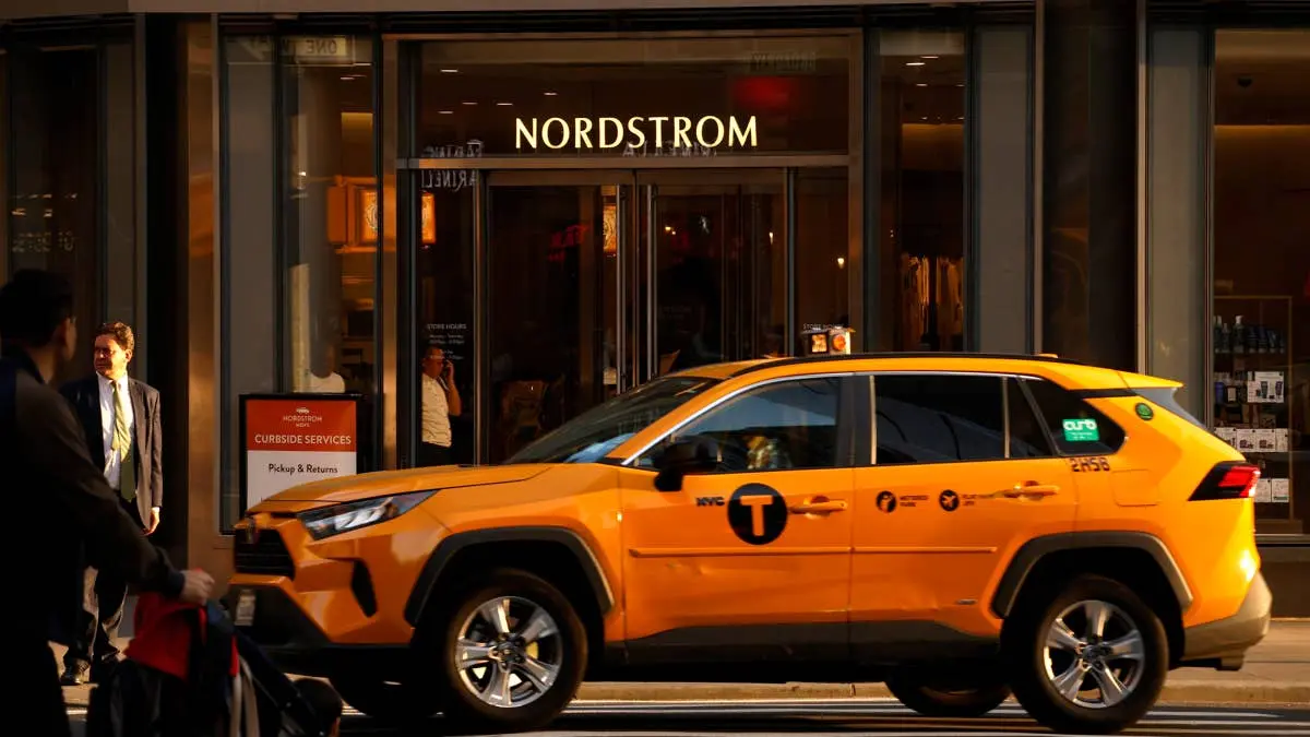 Glowing Holiday Dog Figurine Steals Spotlight at Nordstrom