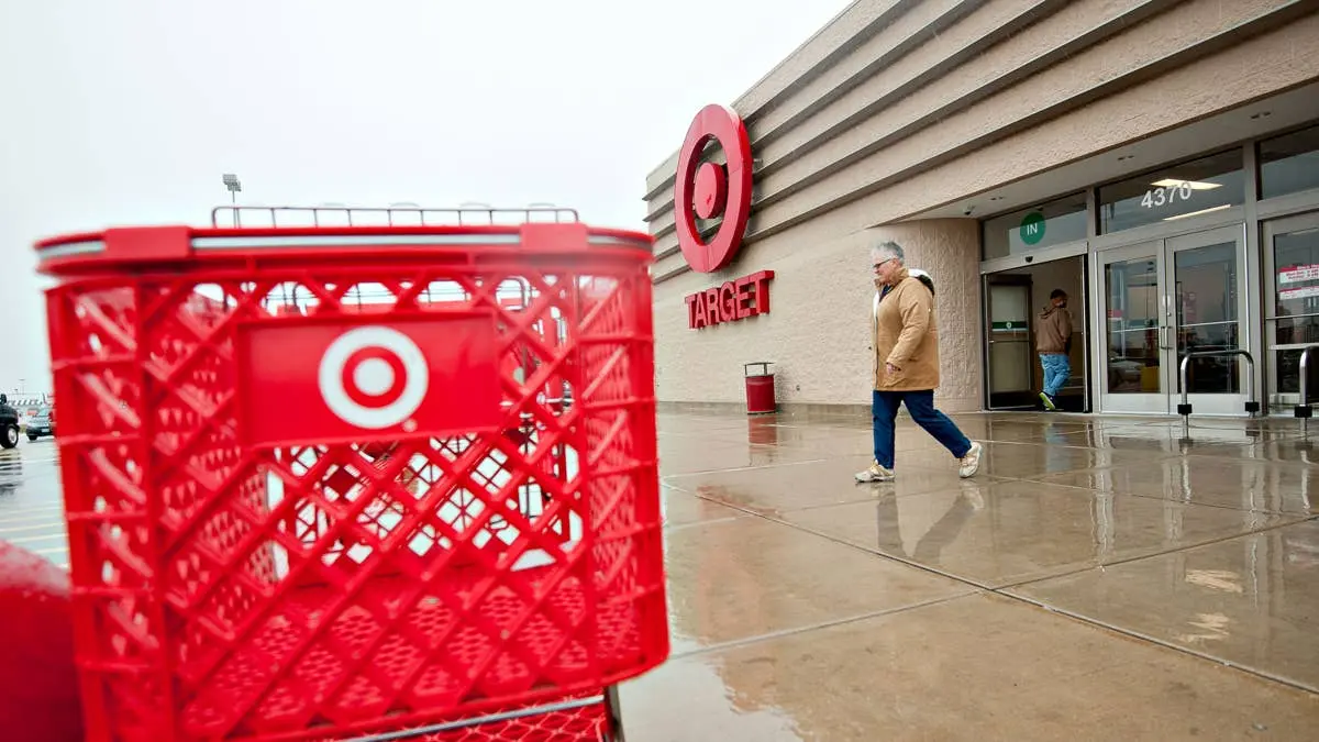 Target Offers Festive Mantle Decor for Feline Family Members