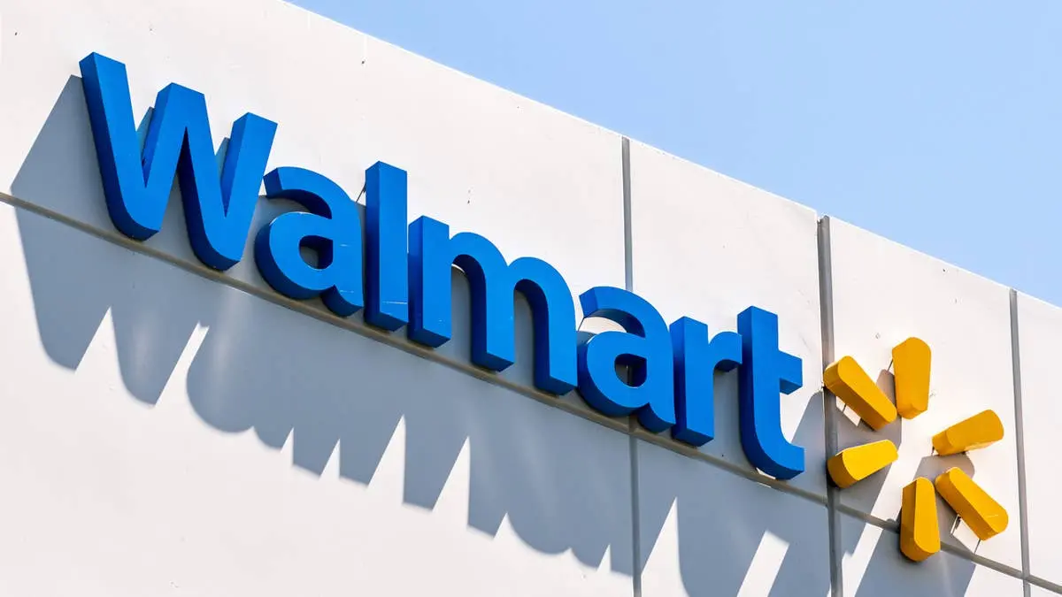Walmart’s $90 Solid Wood Cat Tree Holds 28 Pounds for Big Cats